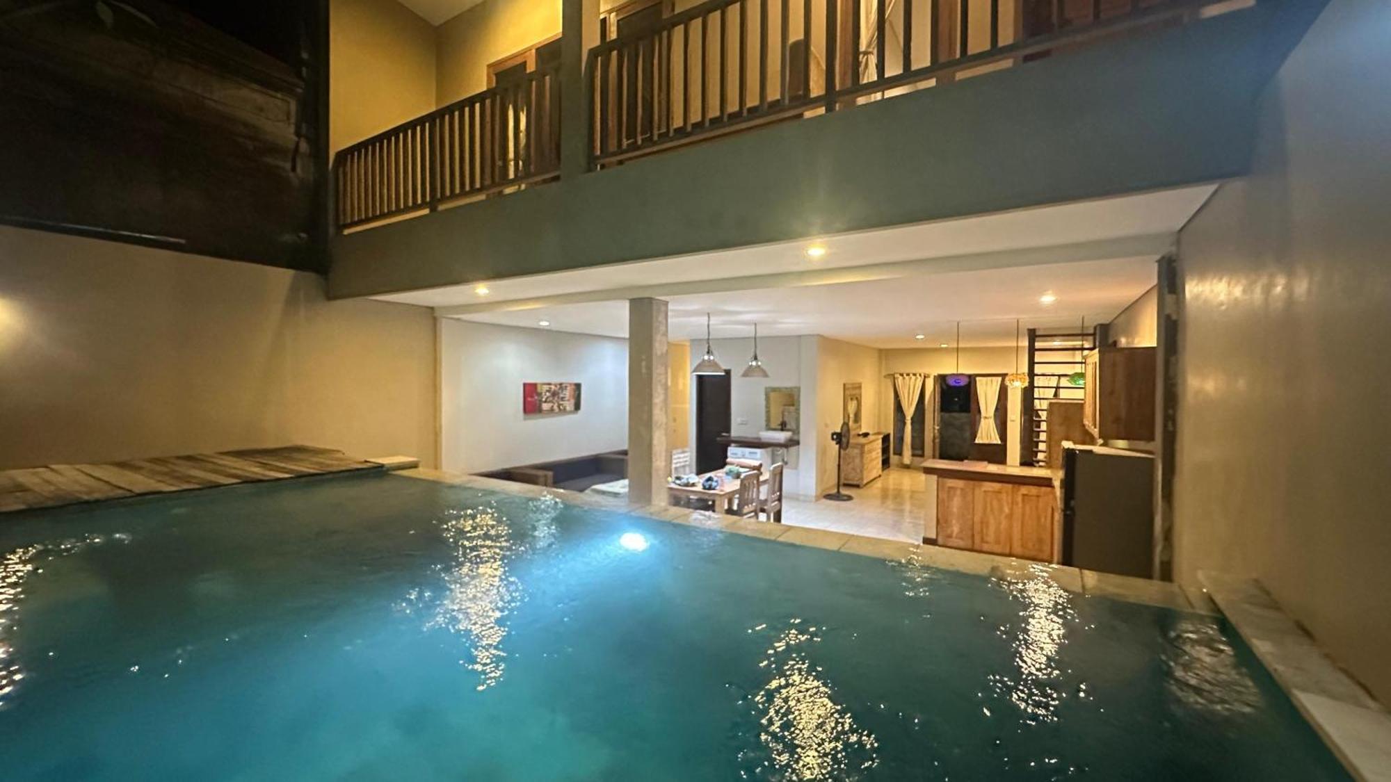 Taman Giri House 3 Bedrooms Nusa Dua *