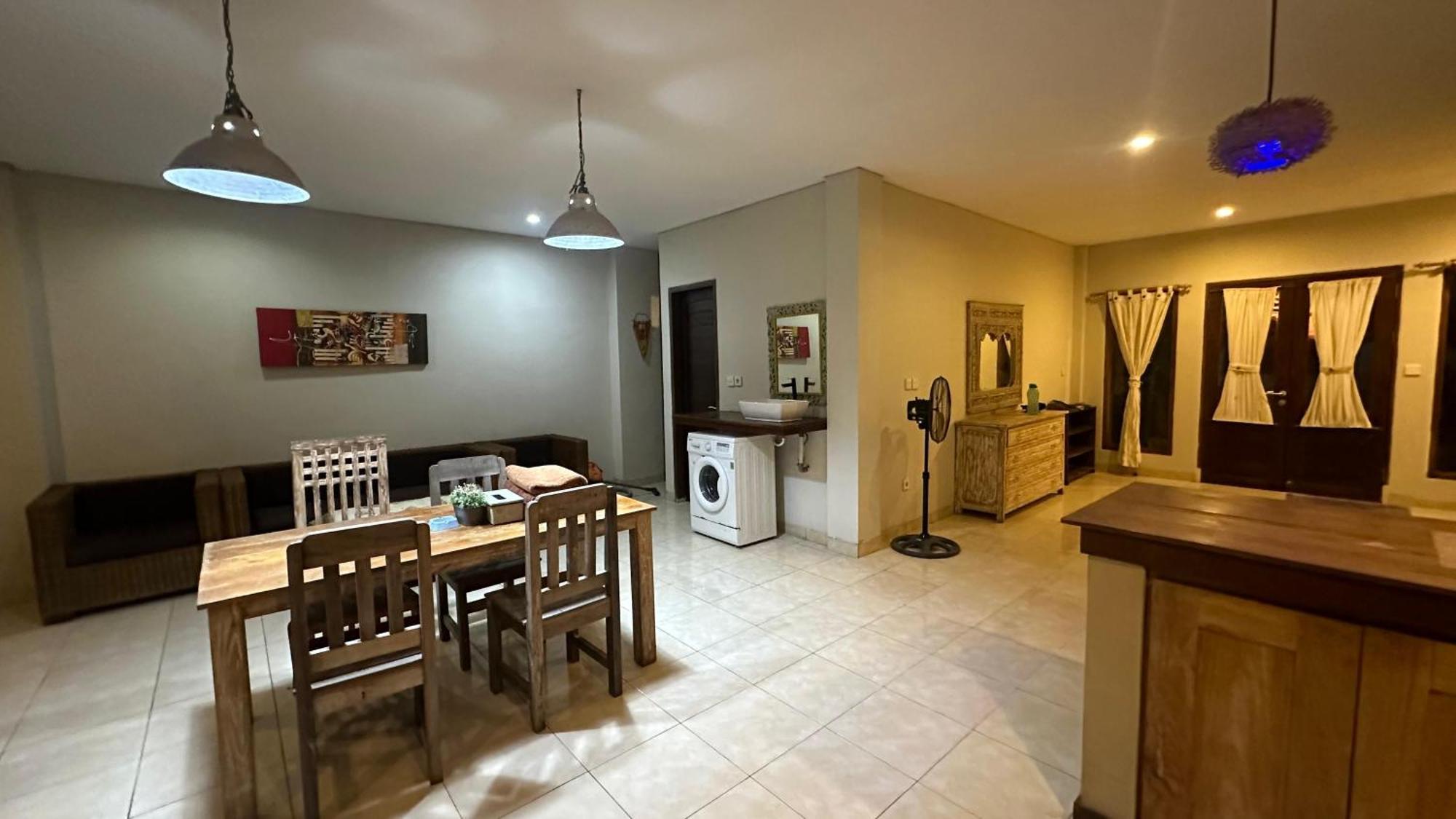 Taman Giri House 3 Bedrooms Nusa Dua Holiday home