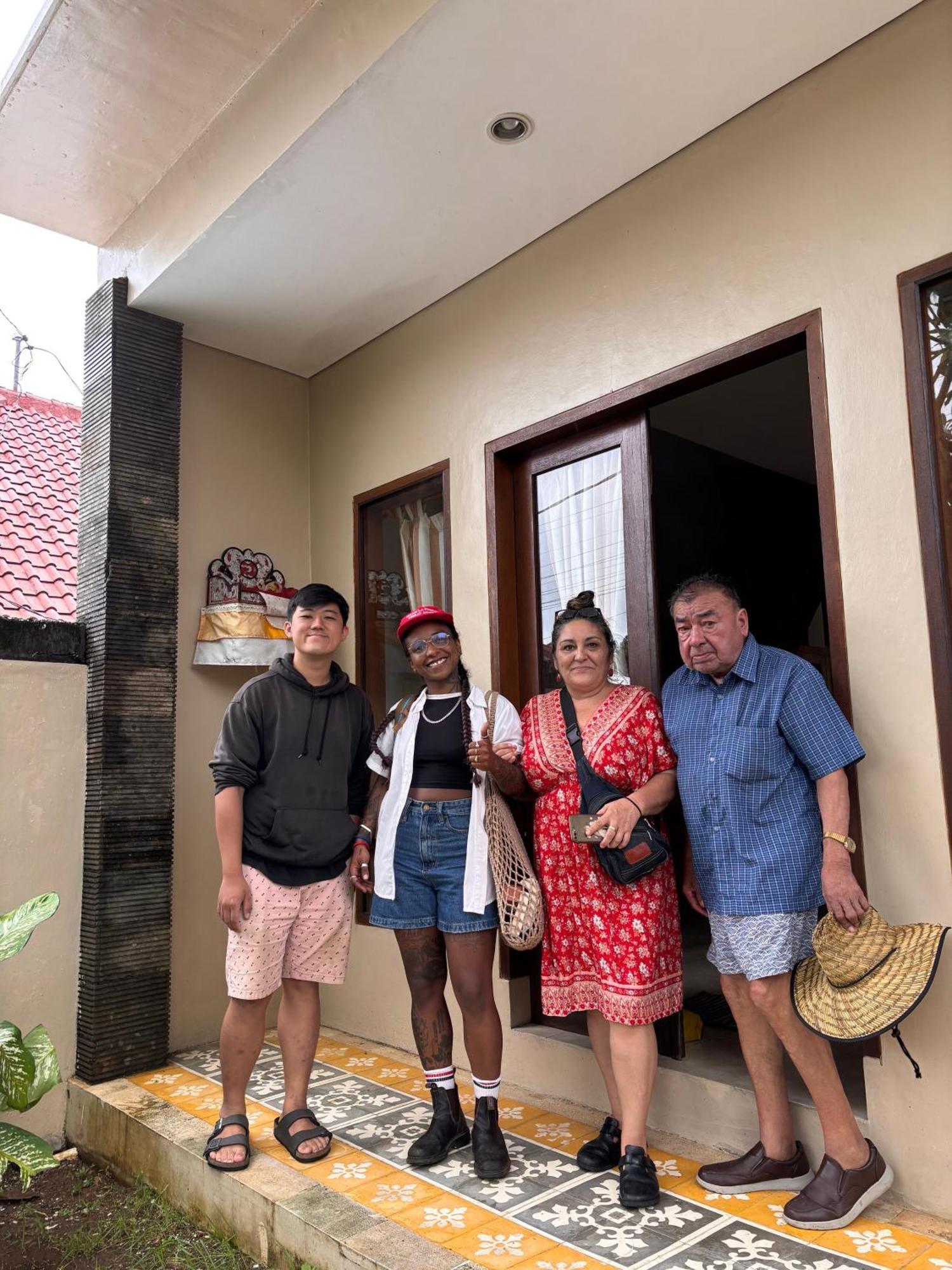 Taman Giri House 3 Bedrooms Nusa Dua *